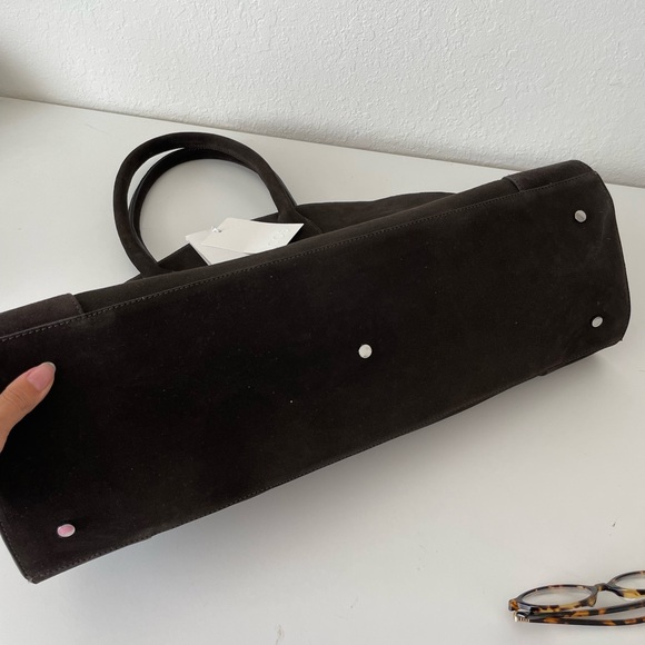 NWT COS Studio Bowling Bag - Picture 4 of 8